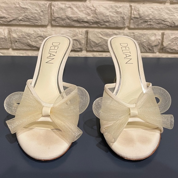 Mesh Bow Detail Dress Slide Sandals - Picture 4 of 6